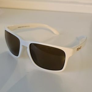 Reks Unbreakable Sunglasses White w Smoke Lense